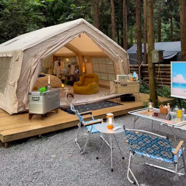Camping Club 营地设施：咖啡酒吧